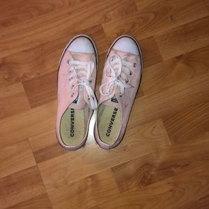 pink converse